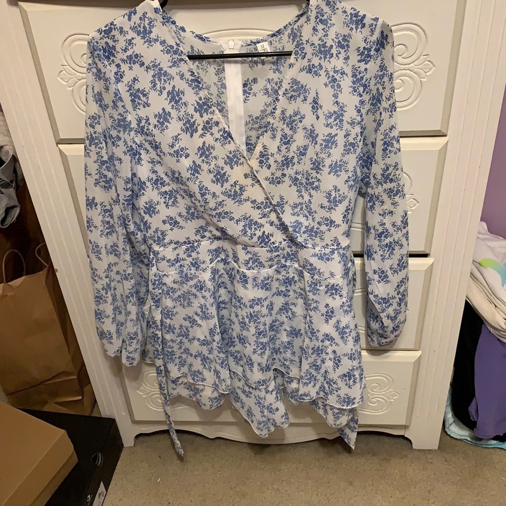 Blue and white long sleeve white romper